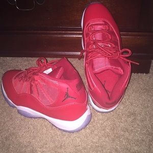 Reserved for 2 wks😛 Jordan Retro 11s-Win like ‘96